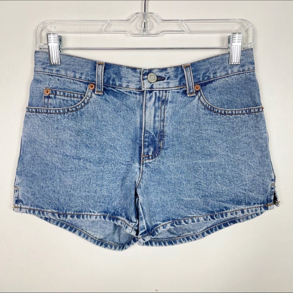 GAP - 2001 VINTAGE YTK 8” MID RISE FADED RELAXED DENIM SHORTS